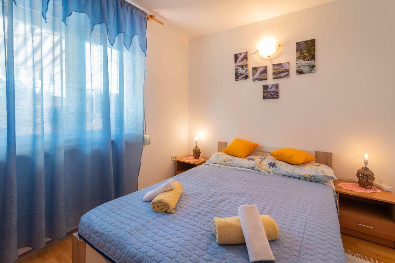 Nostress Apartment 普拉 外观 照片