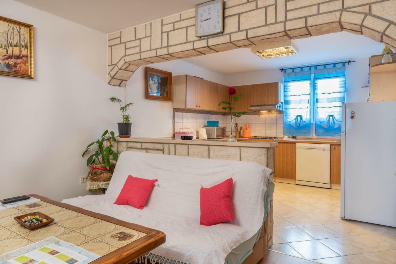 Nostress Apartment 普拉 外观 照片