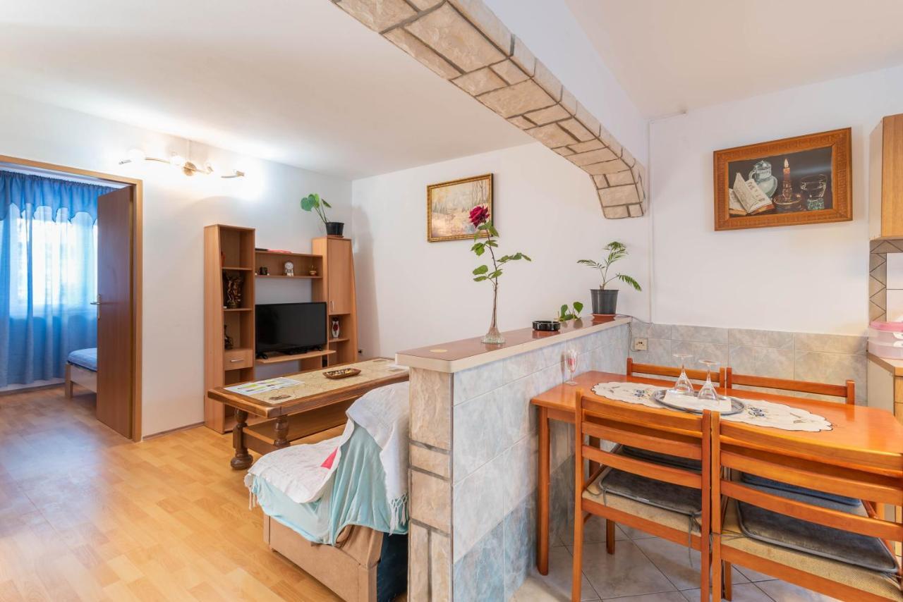 Nostress Apartment 普拉 外观 照片